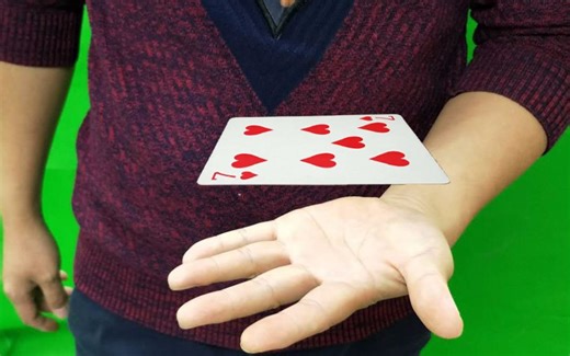 魔术教程：扑克牌在手掌上悬浮，揭秘后真简单