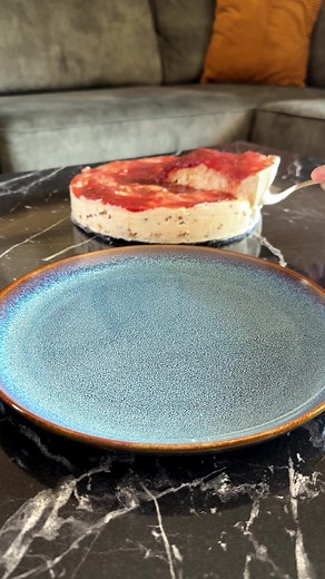 Δροσερό γιαουρτογλυκό με 4 μόνο υλικά! #tiktokgreece #healthydesserts #summerdesserts #summerrecipes #nutriotion #ευκολογλυκο #υγεινηδιατροφη #γλυκο #καλοκαιρι#γιαουρτογλυκο #fyp