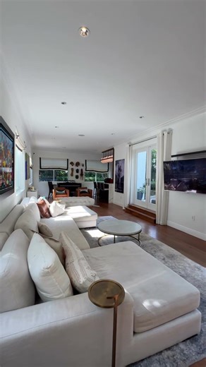 Full Tour: $6,000,000 Modern Deco Estate in Miami Beach | 2701 N Bay Rd