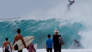 3.5K views · 275 reactions | Featuring Mick Fanning and Brent Dorrington surfing at Snapper Rocks, Australia. Footage. by Dan Scott. FULL EDIT: https://nobodysurf.com/snapper-rocks-australia-raw-days-april-2023/ #surf #surfing #nobodysurf | NobodySurf | Facebook
