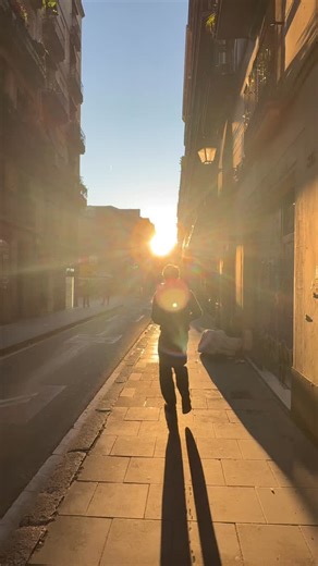 Moritz Mauss | Impressions of family vacation ☀️ #cycling #barcelona #uaeteamemirates #athlete | Instagram