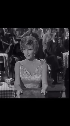풸퓁풶퓈퓈풾풸 풽표퓁퓁퓎퓌표표풹 ✨ on Instagram: "Julie London in “The George Raft Story” (1961) 懶✨ #oldhollywood #explorepage #hollywood #explore #iconic #beauty #glamour #1950s #50s #1960s #60s #film #icon #oldmovies #movies #moviestar #actors #actress #vintage #oldhollywoodglamour #40s #1940s #goldenageofhollywood #popculture #vintagehollywood #julielondon #singing #vintagemusic"