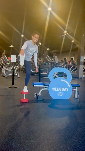 CRUNCH FIT! Was Thursday your #legday ? #legworkout #balance | Crunch Fitness