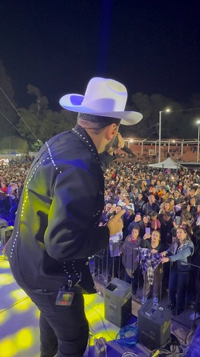 Fidel Rueda Oficial Y tu que harías | Ricardo Rojas fotógrafo