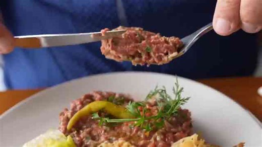 This is what happens when you try a 30€ Michelin rated menu in Paris