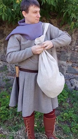 Medieval Linen Snapsack, Historical Backpack, 15th Century Style Bag, Medieval LARP Sausage Shoulder Satchel - Etsy