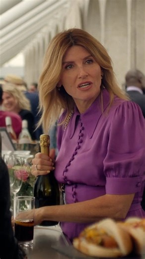 376K views · 1.7K reactions | Swipe right for chaos. Bad Sisters Season 2 — November 13 #BadSisters #AppleTV #AppleTVPlus | Apple TV | Facebook