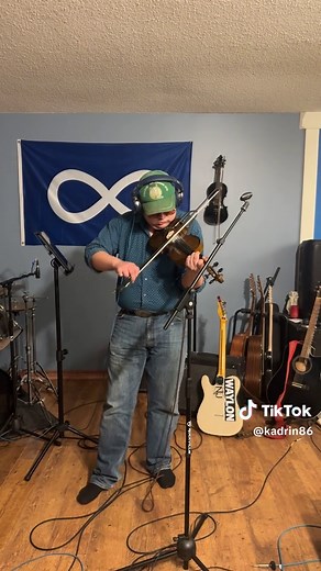 Always at it #recording #radio #fiddle #metis #metismusic #fyp