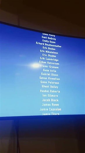 remake de los créditos de toy story 2 en Disney junior