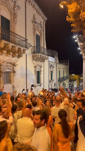 900K views · 10K reactions | Summer Party in Noto #noto #vianicolaci #palazzonicolaci #palazzomodica #cantinamodica #party #nigth #events #summer #welcome #dinner #wedding @casa_modica_ @cantinamodicanoto @ortodisantachiara | Alessandro B. Modica | Facebook