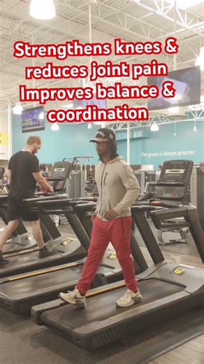 Walk Backwards DAILY (Part 1) – The Hidden Trick to Fix Knees, Burn Fat & Move Better FAST! #Shorts