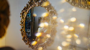 "Shade" by IAMDDB reviewed | Tracks