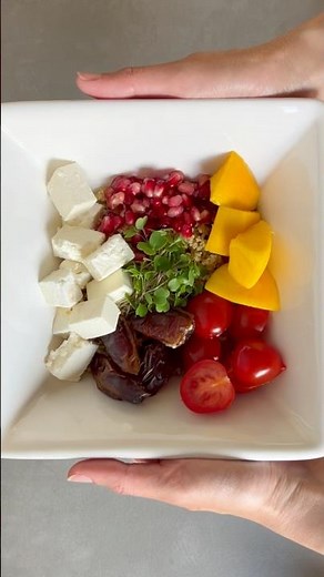 This Buddha bowl recipe is full of color and perfect for summer