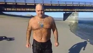 9.5K views · 150 reactions | WooHoo! It is -1 and it feels like -13 when Chucky jumps in the frigid cold ocean!!!I I can hardly talk with the 15 mph winds blowing at my face....LOL BRRRRR!!!!# | Chucky's Fight | Facebook