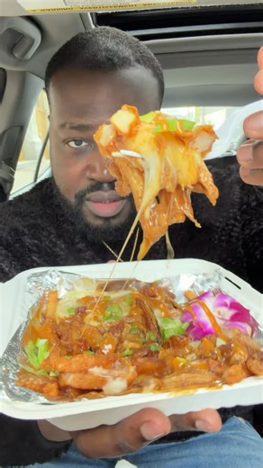 This Is One of The Best Restaurants In Newark NJ @theyardnewark | Mohamed Traore