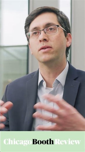 Recessions reduce pollution deaths #shorts