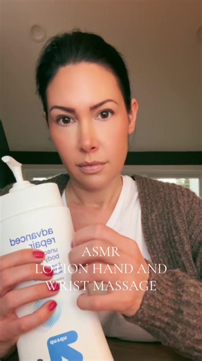 Relaxing ASMR Lotion Hand and Wrist Massage Experience