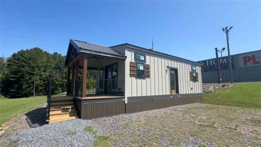 How Deer Valley’s Cozy Cabin Brings Big Comfort to a Small Space