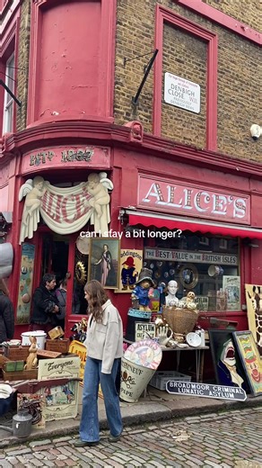 Why Notting Hill Will Make You Want to Stay Forever