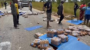 526K views · 6.6K reactions | A truck driver recounted how he lost control of his truck, resulting in it overturning near the 10 km peg along the Chinhoyi-Chegutu Highway. Via : ZBC | Star FM | Facebook