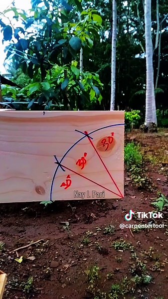 Easy way to measure angles without modern tools #Woodworking #Creative #Skill #carpenter #woodworking #wood #woodproject #woodcarving #finewoodworking #carpenter #diy #art #woodwork #woodworkcommunity #woodcraft #tips #woodworkingideas #woodworkingproject