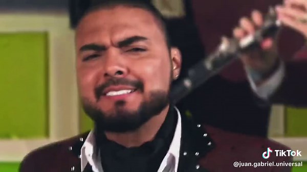 Tributo a Juan Gabriel con La Banda El Recodo