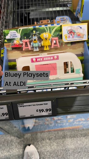 Closer look at the Bluey Playsets at ALDI #bluey #blueytoys #AldiUK #aldispecialbuys | Baby Deals UK