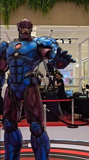 First Full Look at Legendary Beast Studios Human Scale Sentinel | Giant X-Men