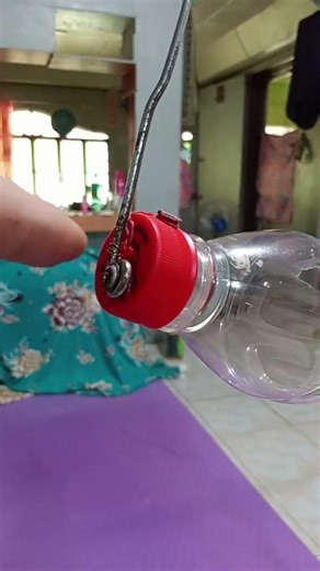 the Ching Chong homemade 1 string instrument