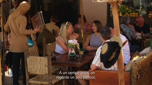 Direction le Maroc pour une surprise inattendue 🐪 VIE$ DE RÊVE disponible en rafale ! | Crave en français