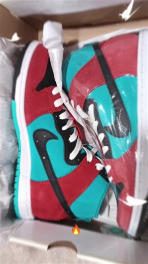 jason brown (@jbrownskidoodad)’s videos with Throw It In The Bag - Fabolous