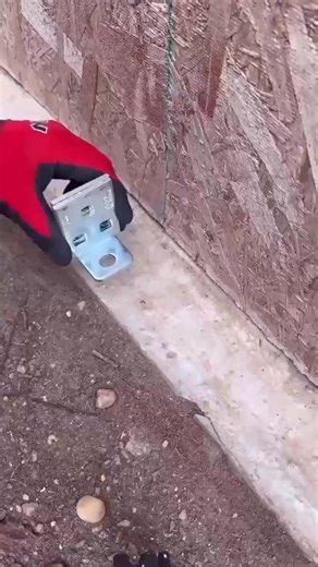 2.9K views · 12 reactions | Installation of a pole with metal supports#fyp #construction #shorts #fyp #woodworking #tips #viral #shorts #foryou #drywall | essimmon | Facebook