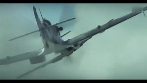 精彩的空战，英军喷火战斗机对战德军BF-109
