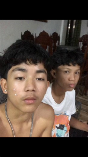 My bruders😏