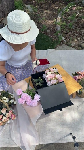 Elegant Forever Flower Gift Box | A Luxury Gift That Lasts for Years #flowers #florist #giftbox