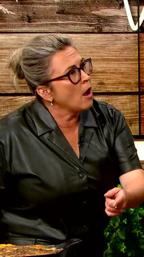 Watch to the end for the ULTIMATE praise 🍴🍂🤤 Chef Romain Avril shares some *incredible* vegan dishes for a Thanksgiving meal – from start to finish – that everyone will love! Find the recipes for everything from coconut ginger squash soup, sweet potato gratin, vegan gravy, and spiced pumpkin pie ( more!) right here ➡️ https://bit.ly/3rHfZtL #HappyThanksgiving #Thanksgiving #Thanksgivingdinner #Thanksgivingweekend #Thanksgivingmeal #longweekend #dinner #recipe #recipes #food #menu #vegan #plan