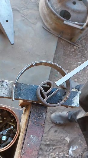 1.6M views · 8.4K reactions | #welding | Metallic Craft | Facebook