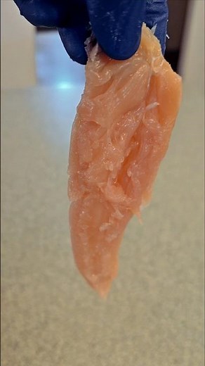 How To | Easily Remove the Tendon From a Chicken Tenderloin with a Fork #chicken #howto #cooking