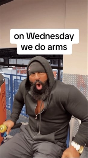 25 Days of Liftmas: Day 20 #bodybuilding #gym #motivation | Robertfrank615