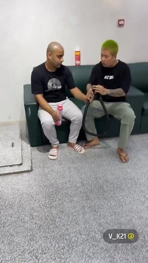 The Most Savage Prank Yet! Watch Their Reaction! 🤣 #LOL #Comedy #EpicPrank #PrankWars #FunnyPrank #PrankReactions #TooFunny | Friend Prank