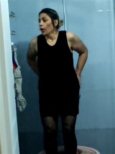 Home Bathing Routine for Iranian Girls