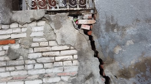 The ground isn’t stable - why buildings can’t sit on soil alone