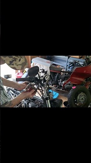 LUBE YOUR THROTTLE CABLE ADJUSTERS OR PAY THE PRICE #motorcyclemaintenance #dirtbike