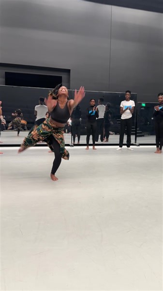 “Everything in the universe has a rhythm, everything dances” ~ Maya Angelou 🪘#africandance #saturdaymood #DADA #mayaangelou #drums #rhythm #dance #dancers #africandancers #africandrums #la #losangeles #ladance #ladancestudio #debbieallendanceacademy #drumcircle #danceresofinstagram #instareels | Debbie Allen Dance Academy