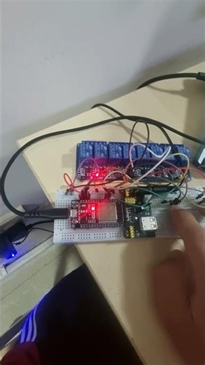 esp32 interrupt pin #arduino #arduinoproject