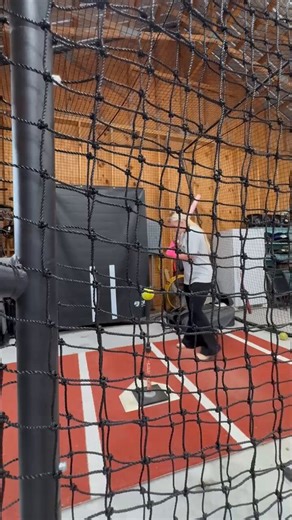 After a rough time at the plate, I got in the cage with my dad and adjusted my mindset. It’s things like this that push me to work harder. Thank you Dad!#Jesuslovesyou #GlorytoGod #TrusttheProcess @ecbtodd69606 @CoachClayTodd @60formeLYJ @ExtraInningSB @LineDsoftball @NCAASoftball @softballhype @e_newellcoach @NateTompkins @CoachMarioH @Coach_Alameda @gatorjack72