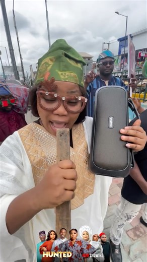 Oluwaseyi Edun on Instagram: "Hello beautiful people! Have u seen my movie Hunted? Hunted is now showing on SHAIWORLDTV Produced by @i_am_shai Directed by @adeniyi_demola Executive producer @adeniyijohnson Pls subscribe, watch , comment and like Kindly share to your loved ones , pls don’t download ! Watch directly from YouTube and do not skip adverts. God bless you all Video credit @mrti_visuals Music by my @kingsaheedosupa"