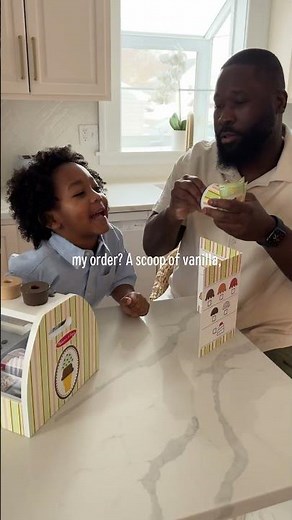 Melissa & Doug | Scoop & Serve Ice Cream Counter