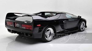 Este raro Vector M12, con motor de Lamborghini Diablo, está en venta