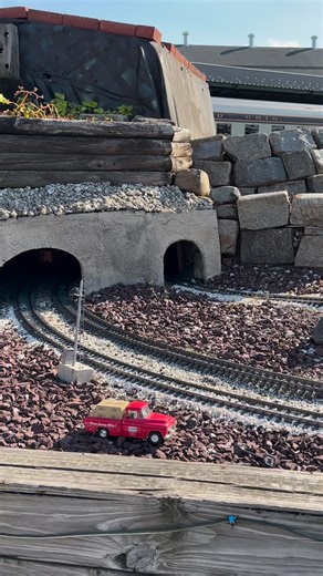 56K views · 1K reactions | CSX model train appears from the tunnel #train #reel #reels #railroad #amazing #modeltrains | Big Trains | Facebook